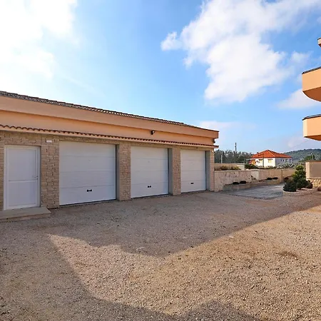 Apartamento Sipina 2 *