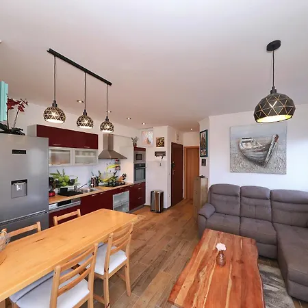 Appartement Sipina 2 *